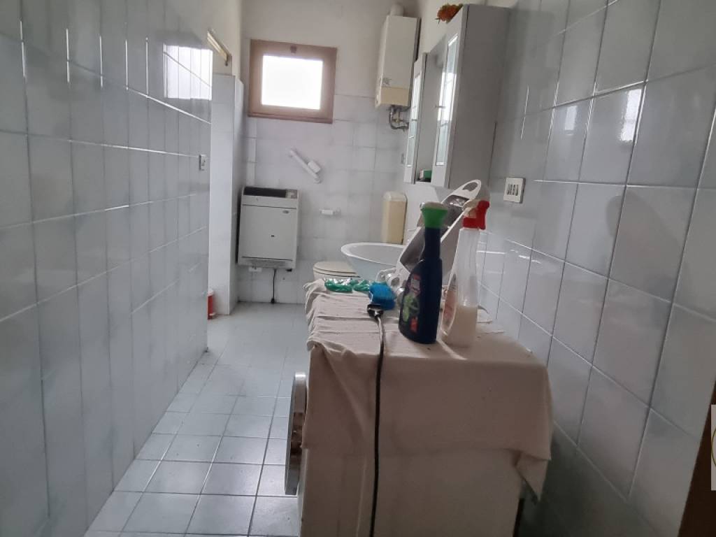 Este - Casa singola bagno