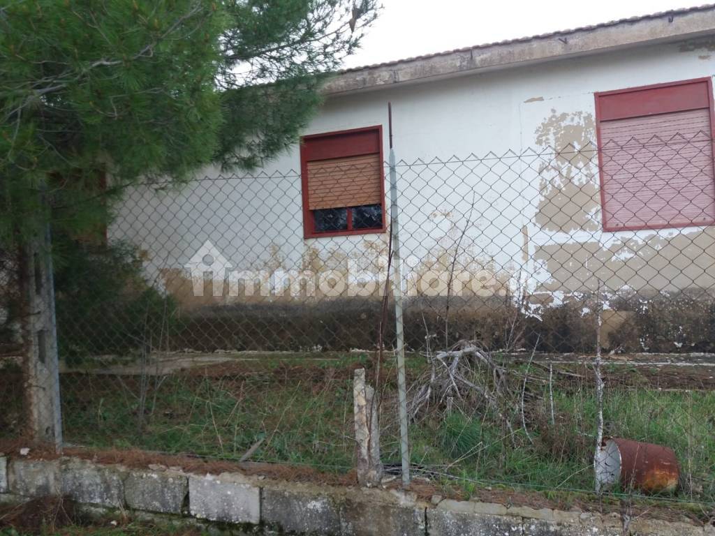 Vendita villa unifamiliare in sp24 cammarata da ristrutturare posto