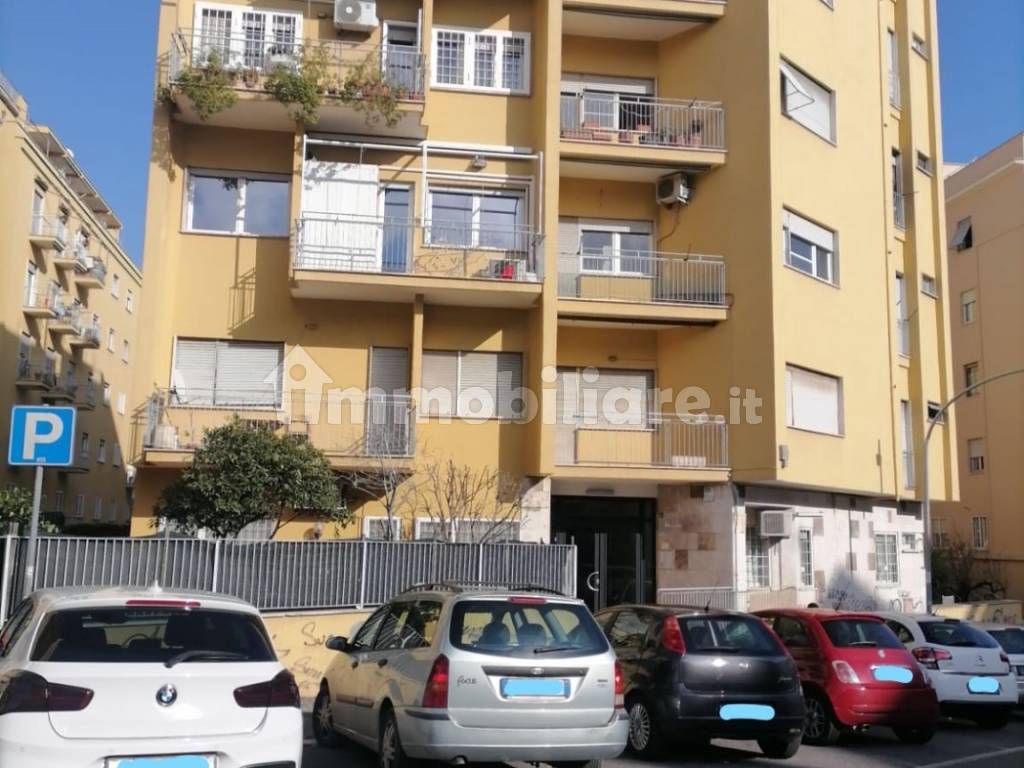 Sale Apartment Rome. 3room flat in via dei Monti.... Good condition