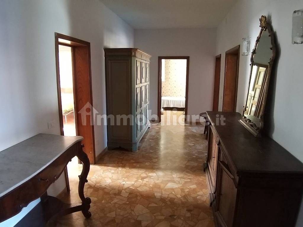 Affitto Appartamento In Via Lorenzo Il Firenze Buono Stato Quinto 