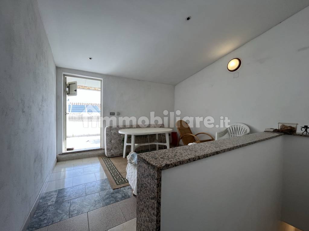 013__casa_con_terrazzo_in_centro_storico_ad_avola_14.jpg