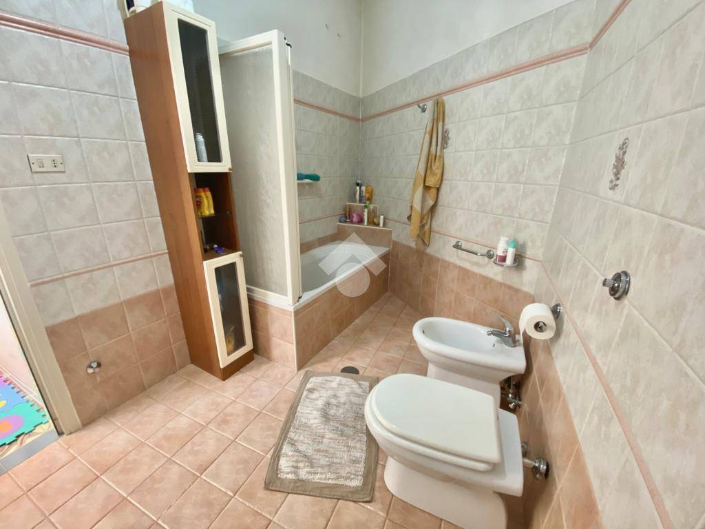 bagno piano primo1