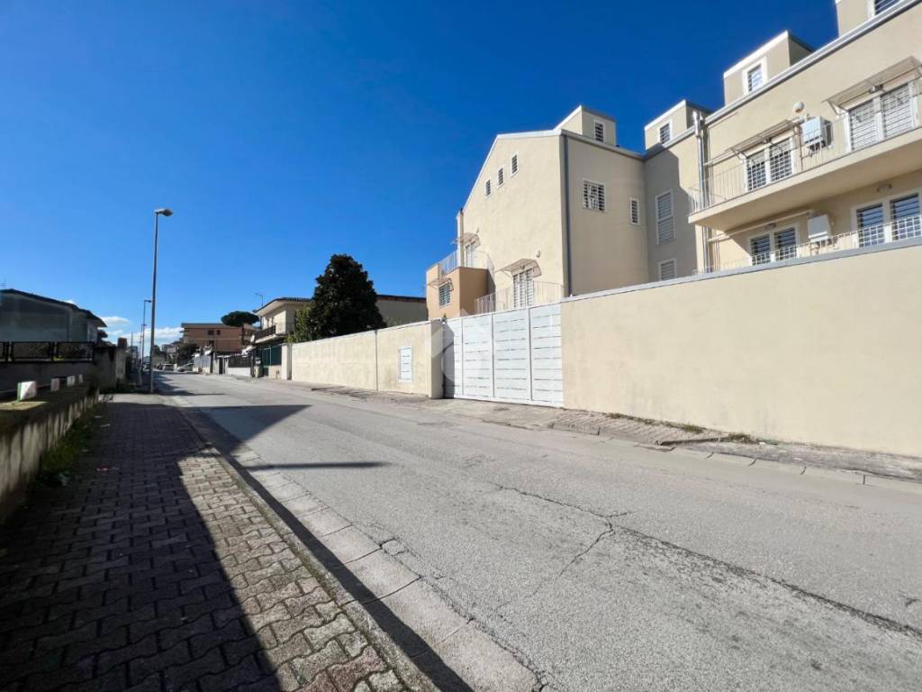 Affitto Appartamento Mugnano di Napoli. Trilocale in via Madonna delle