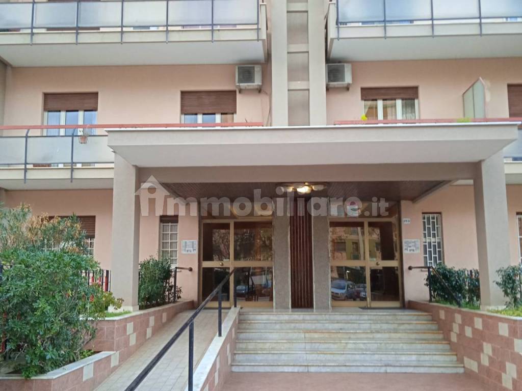 Vendita Appartamento in viale Strasburgo. Palermo. Con balcone