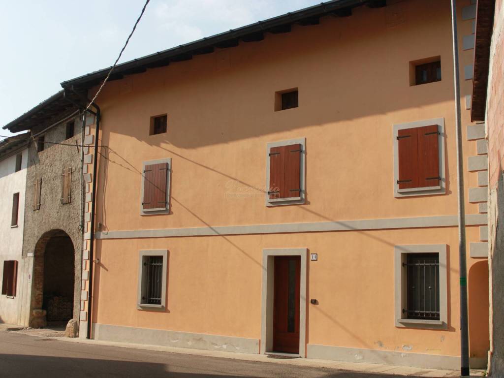 casa mereto di tomba