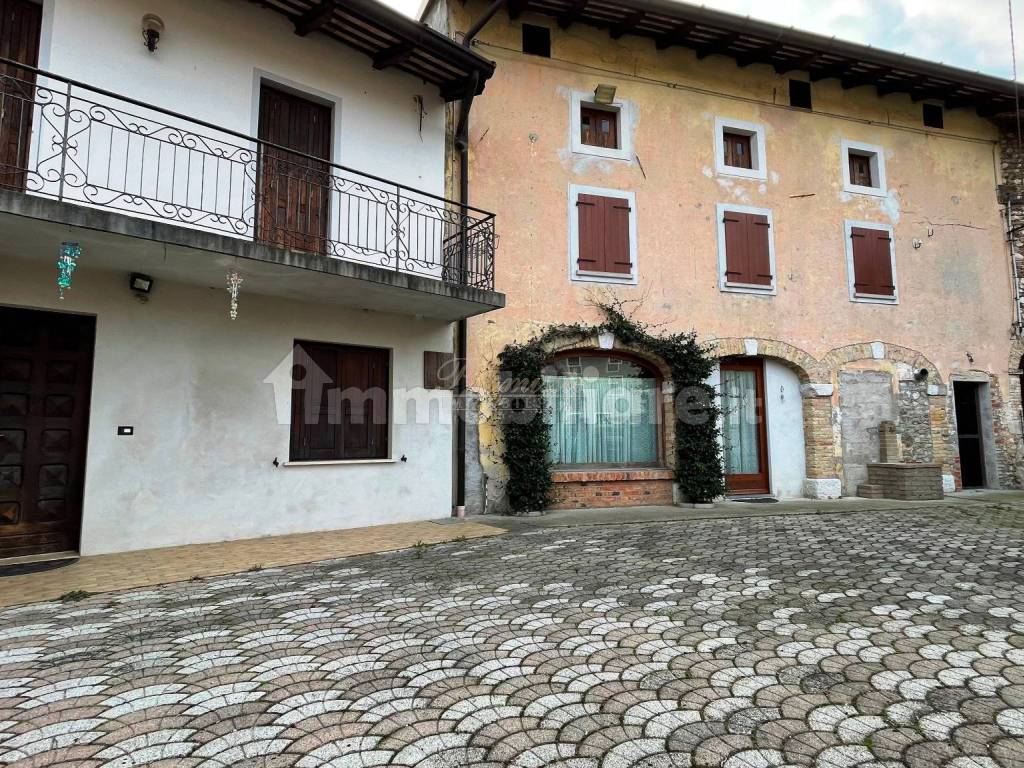 casa mereto di tomba