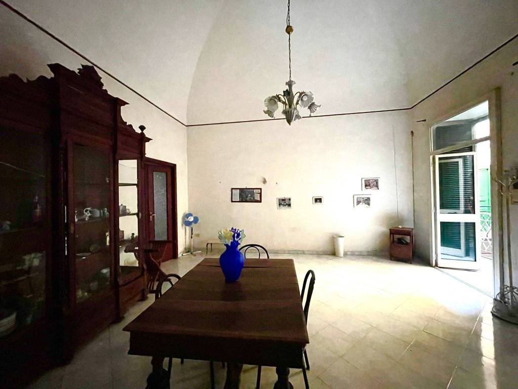 sala