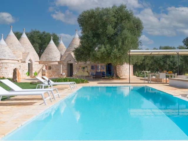 Trulli con piscina