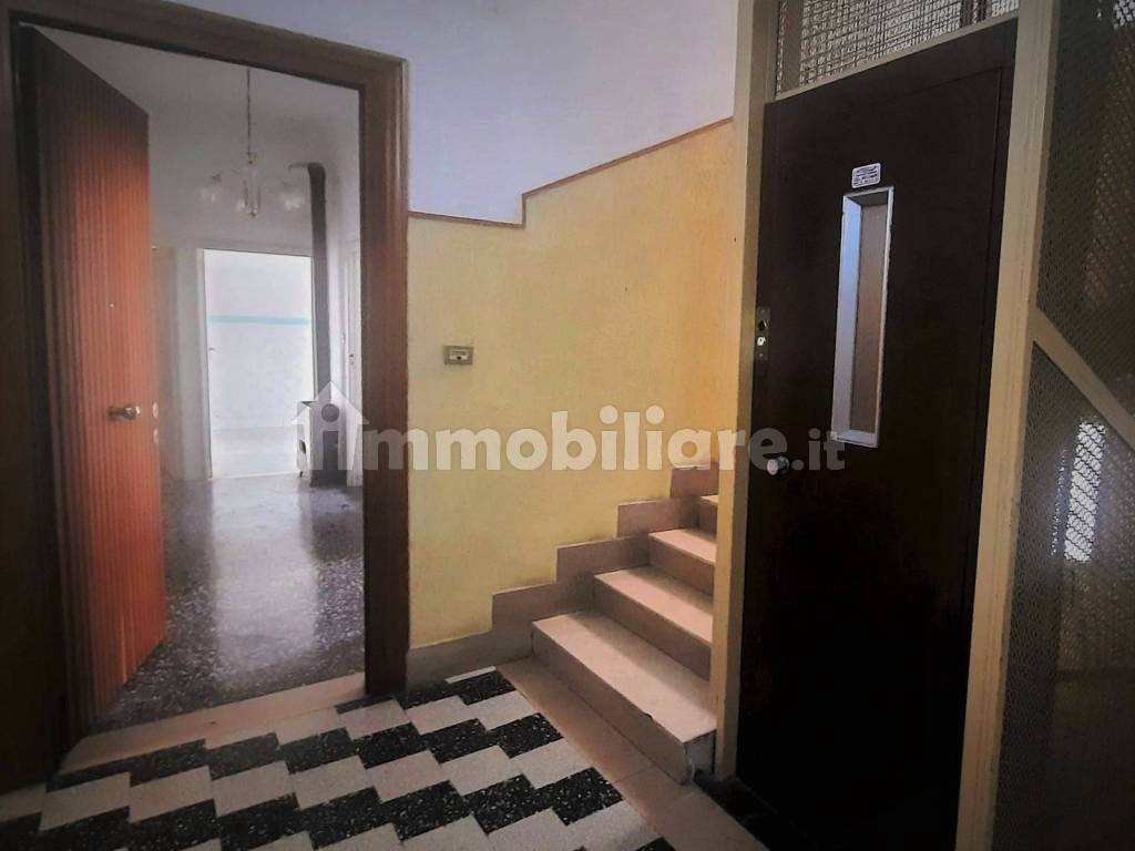 Vendita Appartamento Taranto. Quadrilocale in via Quinto Ennio 14. Da