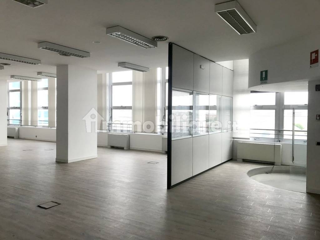 Ufficio Studio via Gaudenzio Fantoli 7, Milano, Rif. 100996387 Immobiliare.it