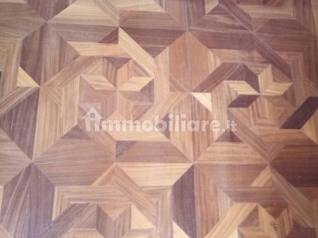 parquet a quadrotti