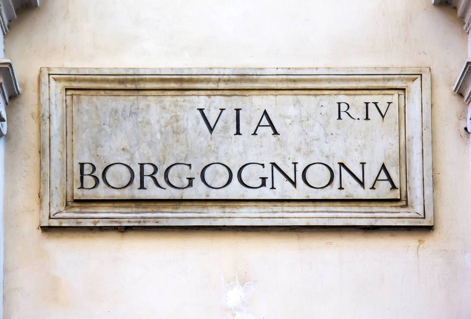 Appartamento via Borgognona, Spagna, Roma