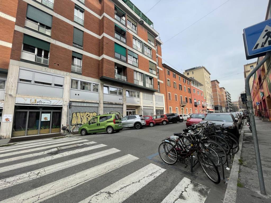 Negozio - locale commerciale via milazzo 17, marconi, bologna