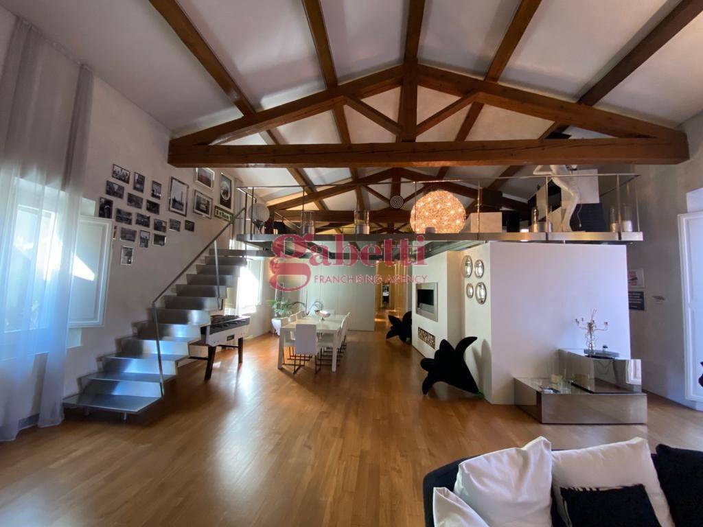 Loft_vendita_pisa_indipendente_san_francesco_4_camere (20).jpeg