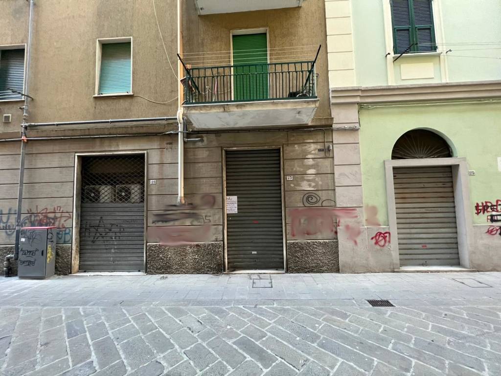 Magazzino - deposito, centro storico, la spezia