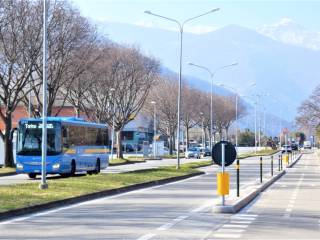 VISTA LATO STRADA