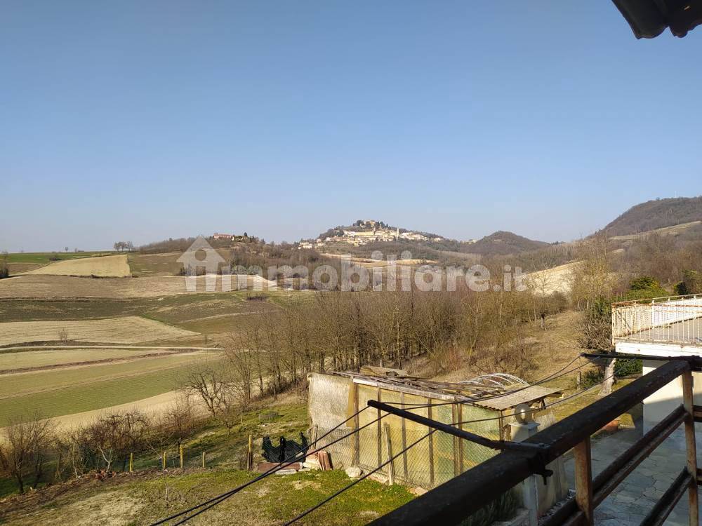 Vendita Villa unifamiliare in Strada per Villadeati 6 Villadeati. Buono