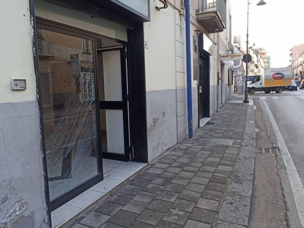 Locale commerciale corso umberto i, pontecagnano, pontecagnano faiano