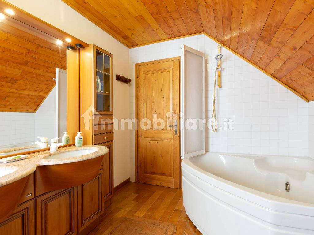 BAGNO 1