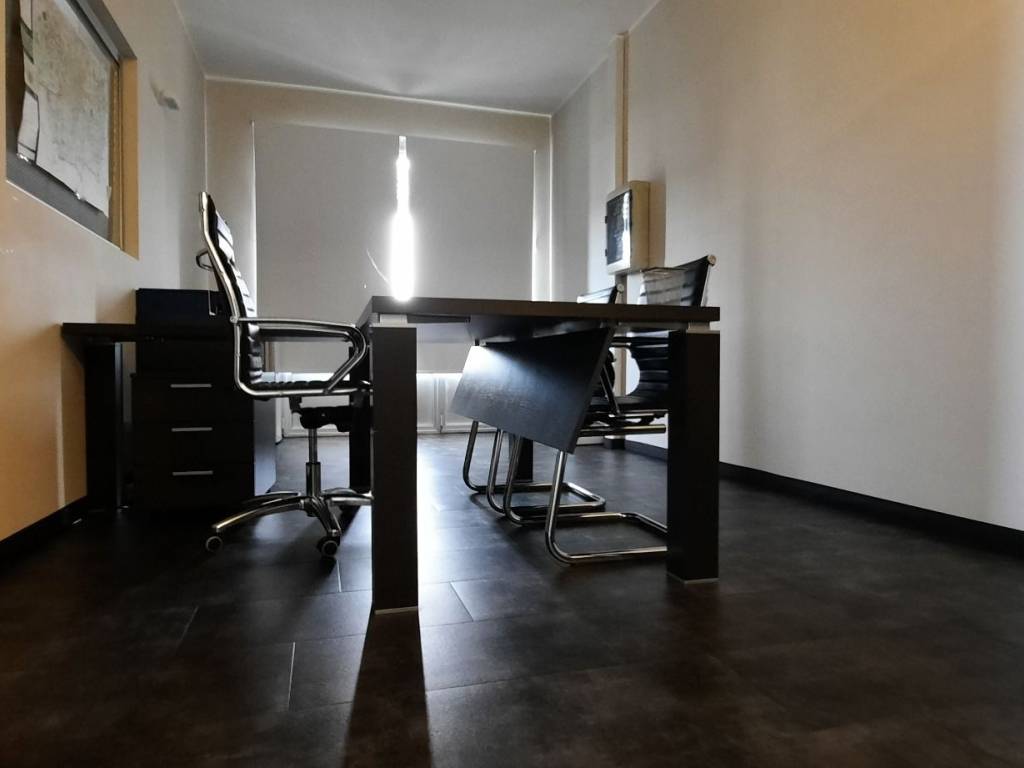 Ufficio - Studio in Affitto | 5 locali | 165 mq