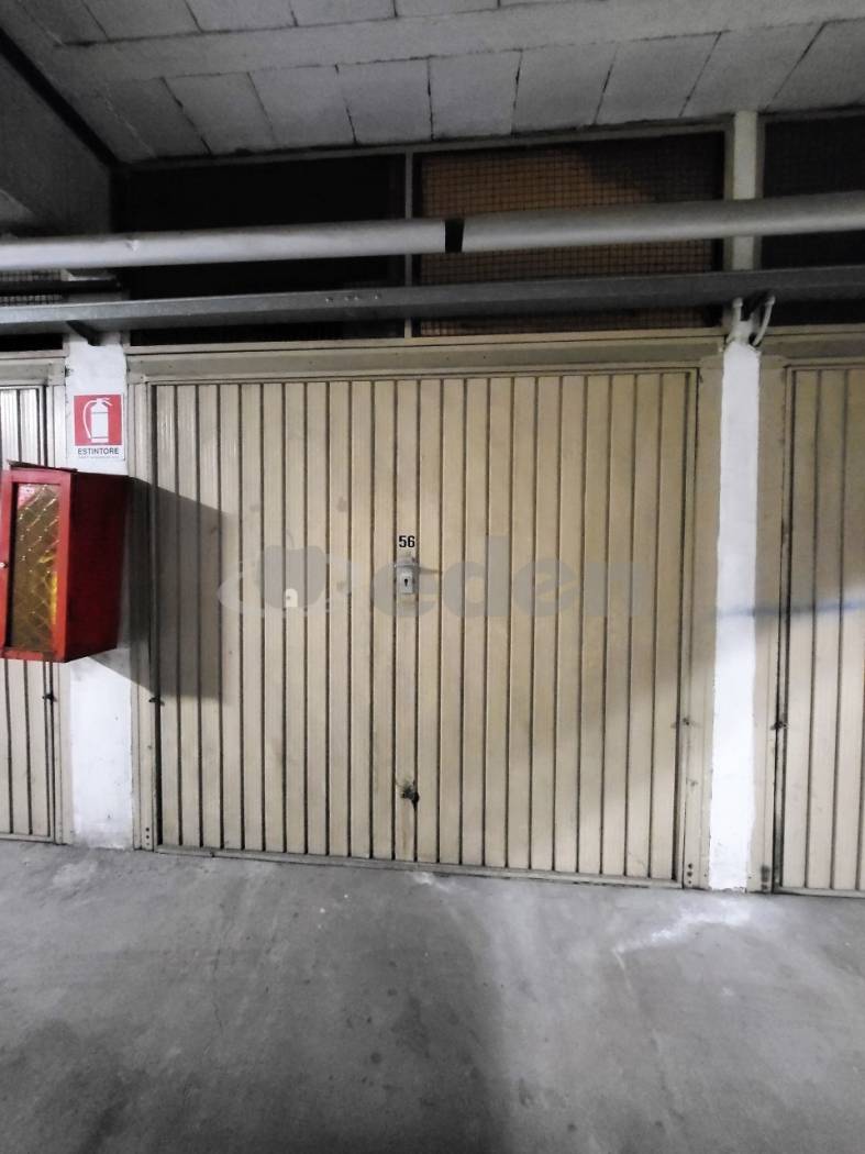 Garage - Box in Vendita