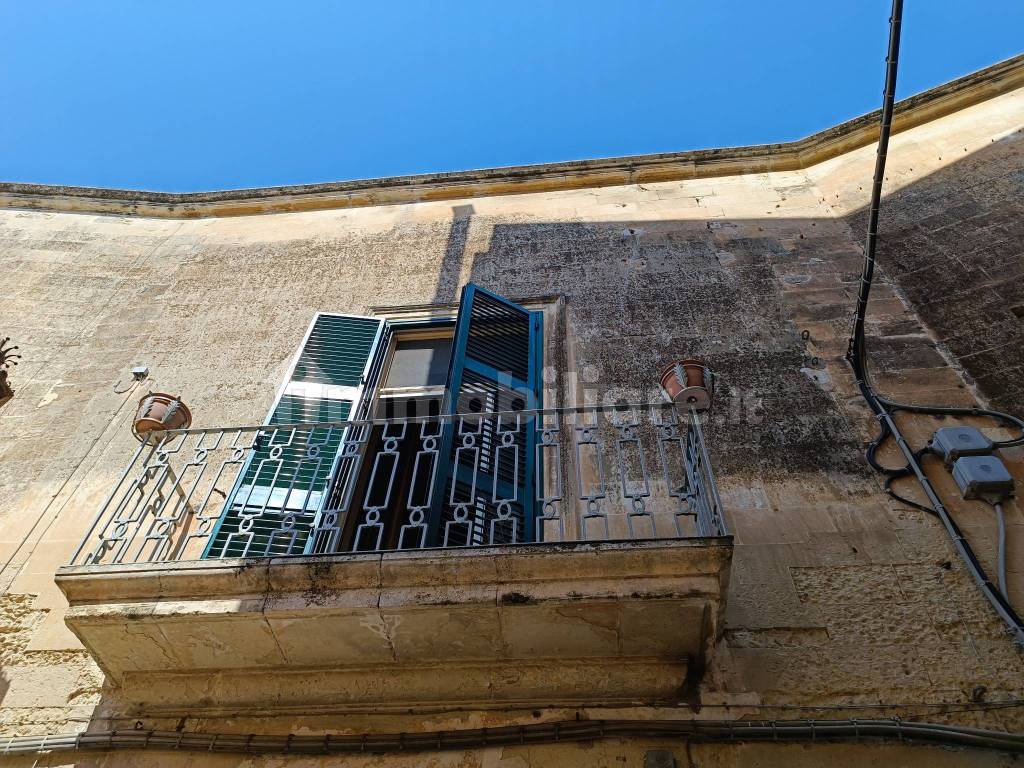 Vendesi apparamento con giardino sulle mura Lecce