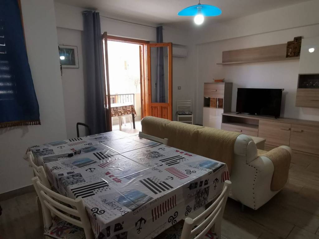 Vendita Appartamento Sant'Alessio Siculo. Bilocale in via Madonna delle