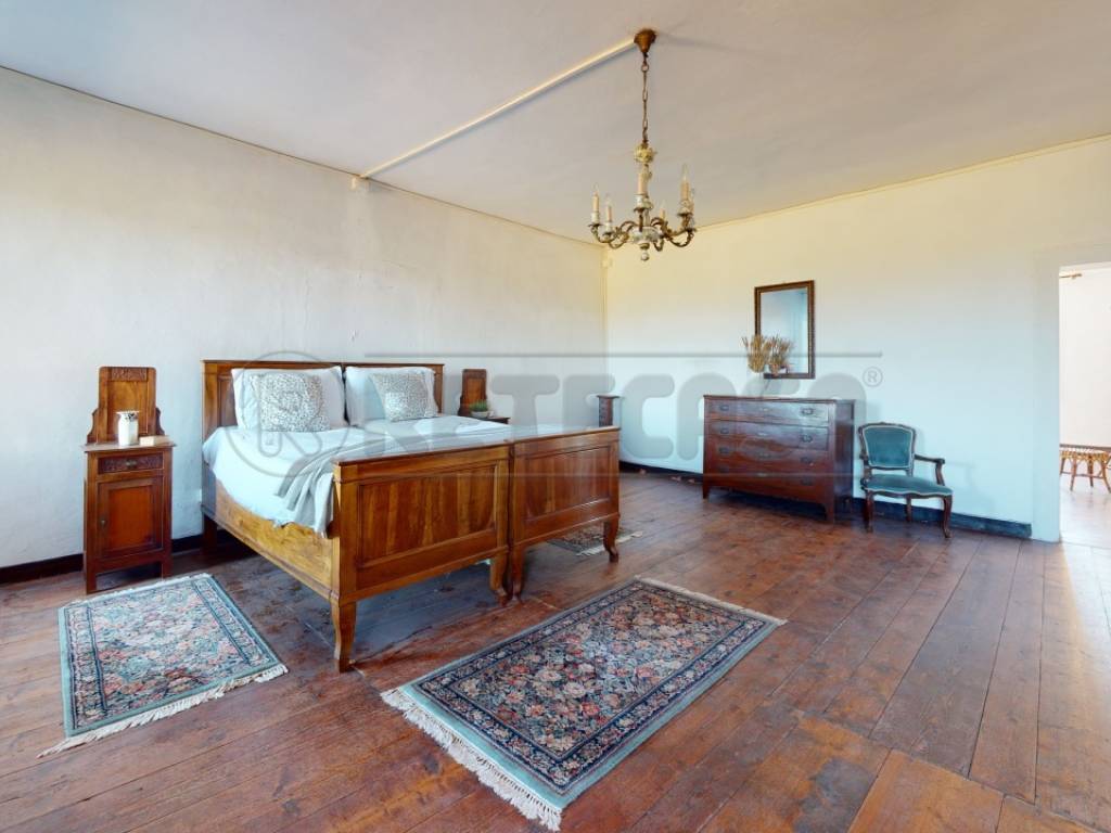 Villa-Bedroom.jpg