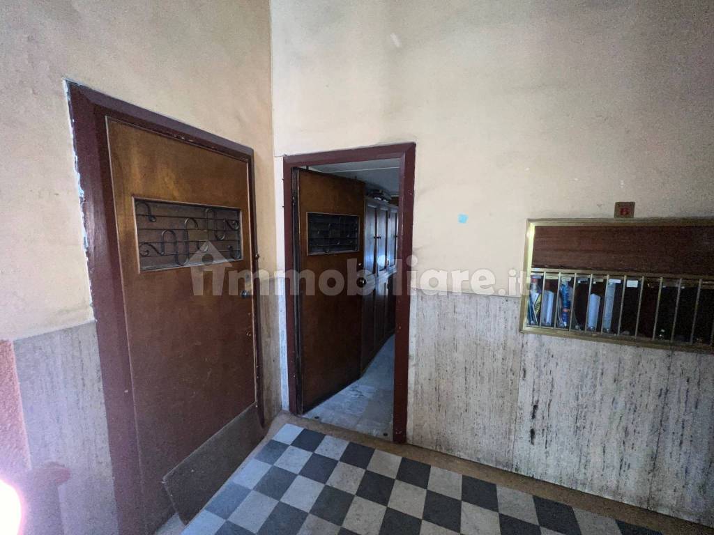 Locale commerciale via Pier Dionigi Pinelli 24, Torino, Rif. 101366953