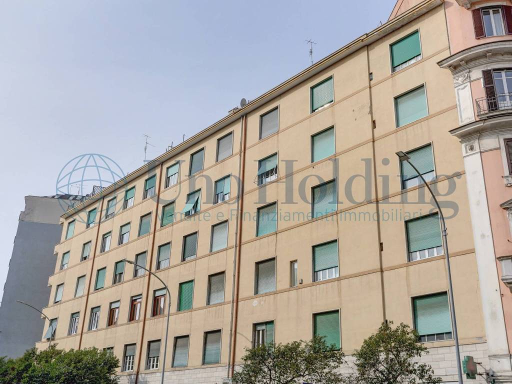 Sale Apartment Rome. 3room flat in largo Magna Grecia.... Good