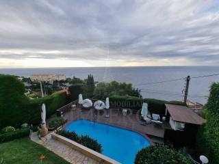 villa cap d'ail15.jpg