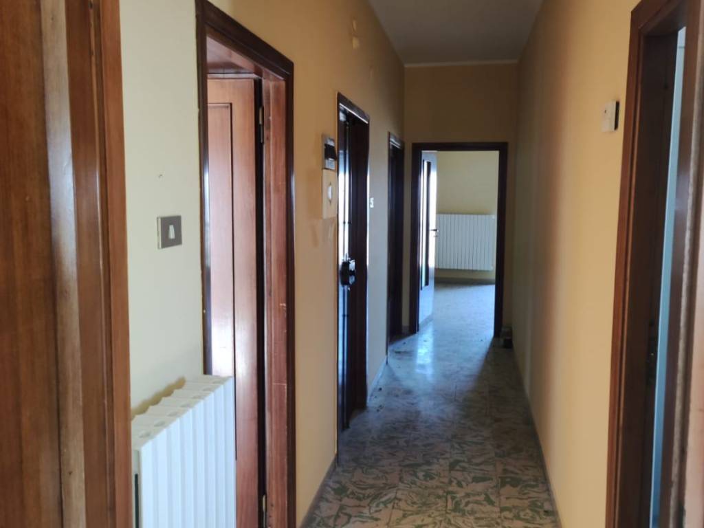Quadrilocale piazza chiarulli, centro, ferrazzano