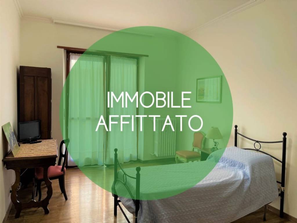 Rent Apartment Turin. 4room flat in via Susa 3. Excellent condition