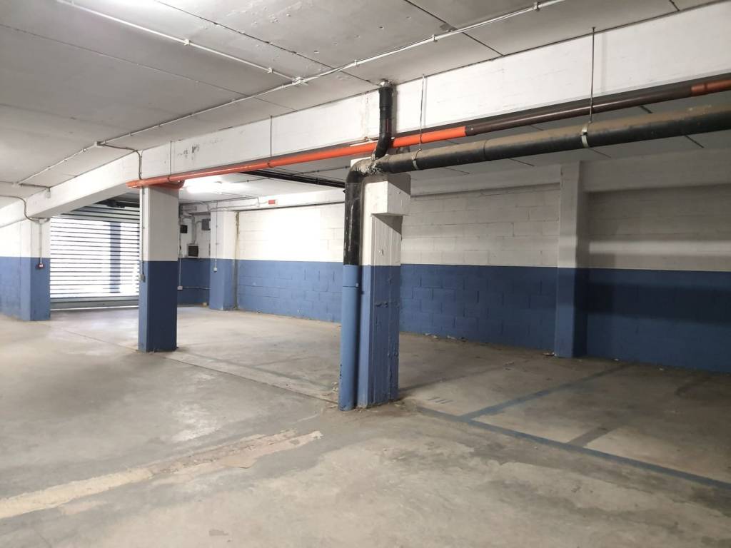 Posto auto - moto via isonzo, 13, centro, aprilia