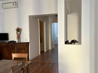 Vendita Appartamento Milano. Trilocale in viale Bligny 54. Secondo piano,  con balcone, riscaldamento autonomo, rif. 101287859