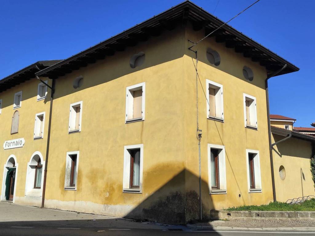 Edificio a Pozzuolo del Friuli