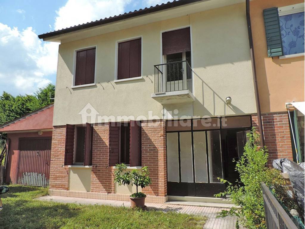 Vendita Villa a schiera in via San Lorenzo di Liedolo 25 San Zenone