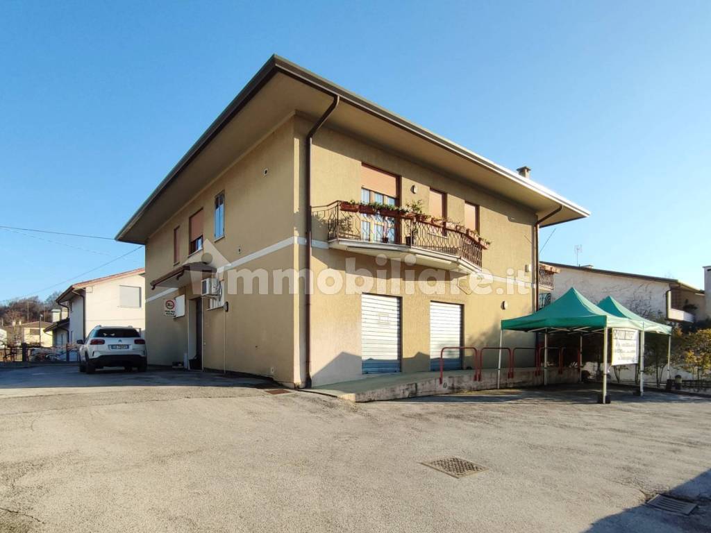 Vendita Terratetto plurifamiliare in viale Andrea Palladio 24 Bassano