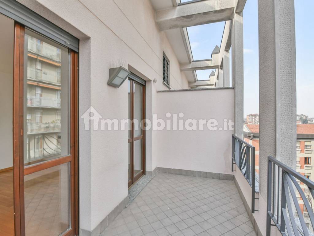 balcone camera m