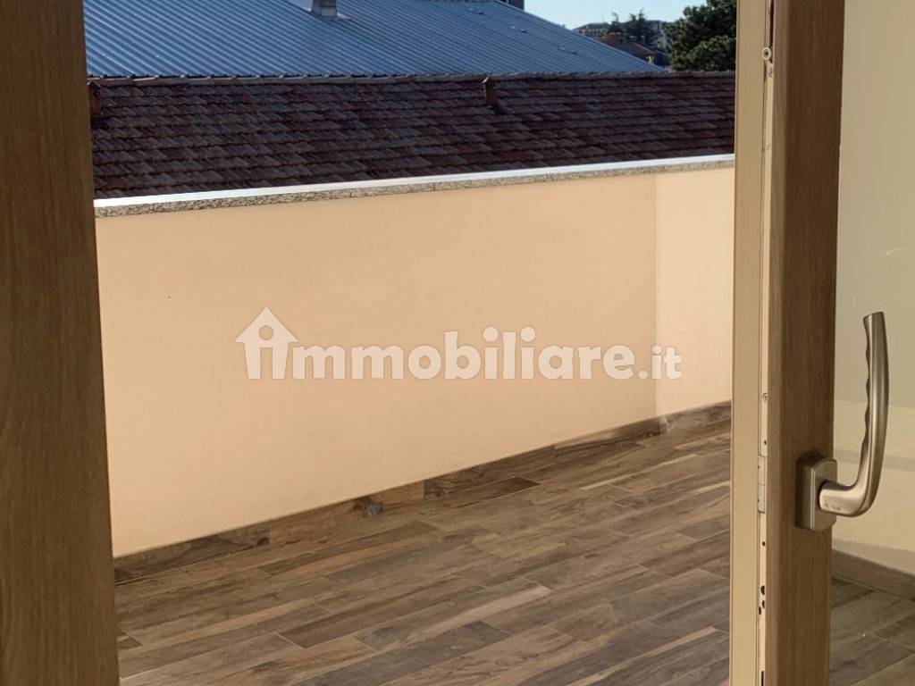 pavimento balconi e terrazzi in gres effetto legno