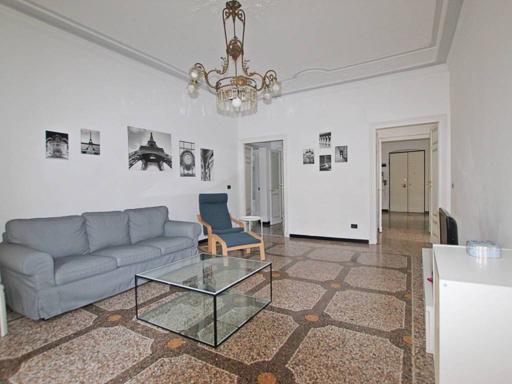 Appartamento via Aldo Acquarone, Castelletto, Genova
