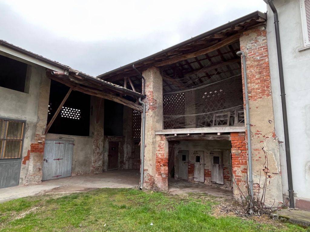 Casa indipendente in Vendita a Castiglione d'Adda