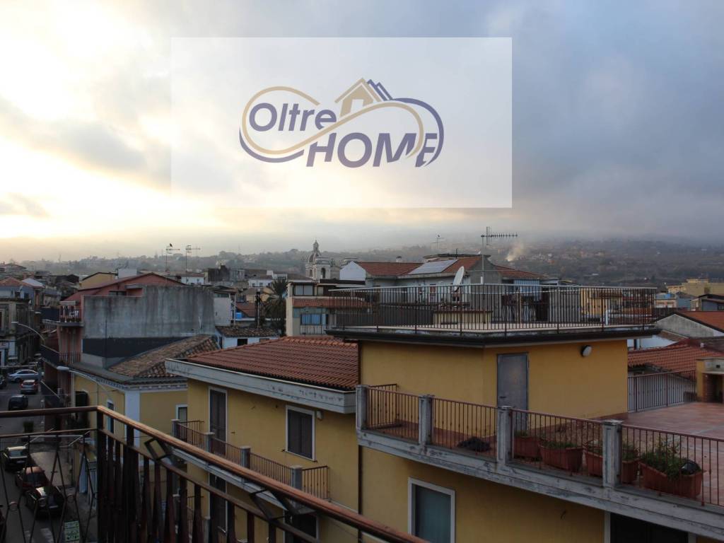 Vendita Appartamento in corso Sicilia. Giarre. Buono stato, terzo piano