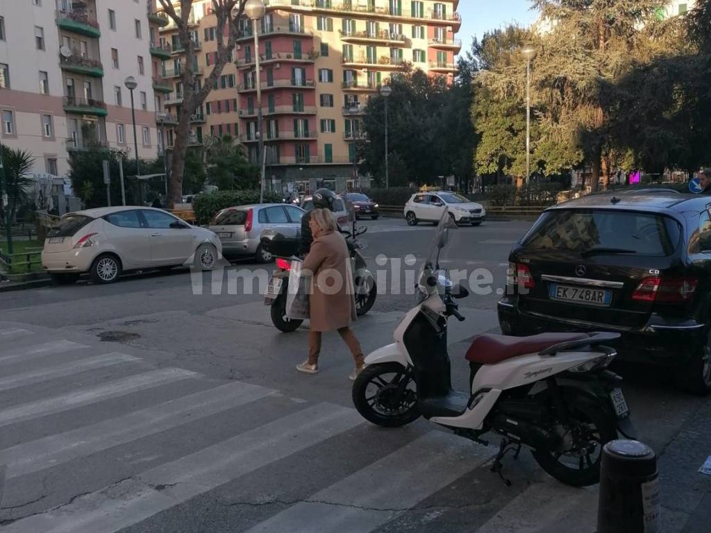 Bar piazza Medaglie d'Oro, Napoli, rif. 101747931 Immobiliare.it