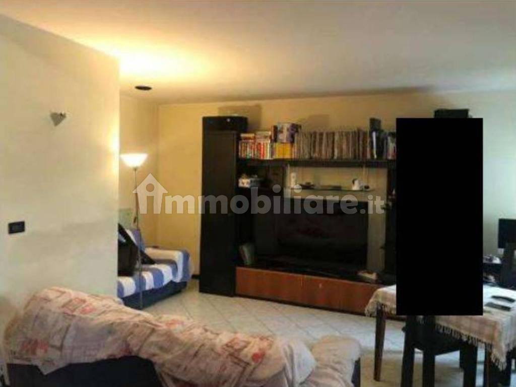 Vendita Attico in via Quinto Ennio BellariaIgea Marina. Ottimo stato, posto auto, con terrazza