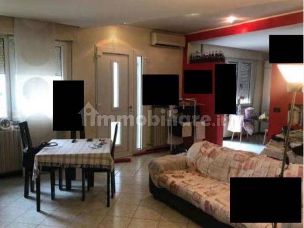 Vendita Attico in via Quinto Ennio BellariaIgea Marina. Ottimo stato