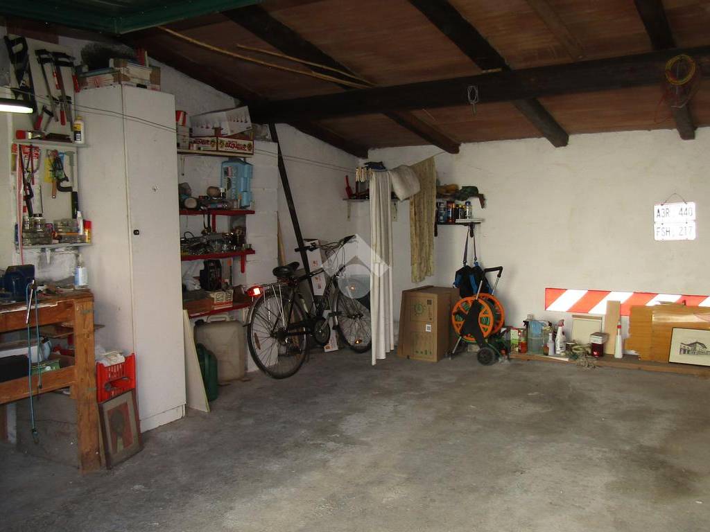 garage