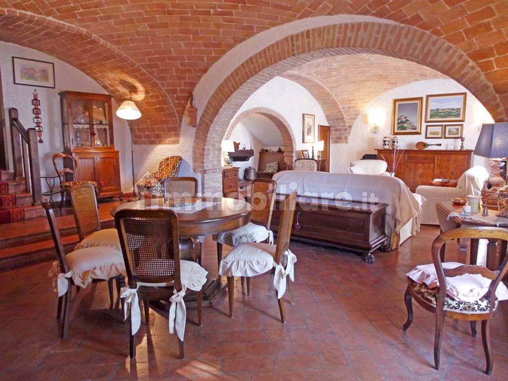 Casa indipendente in vendita a Siena