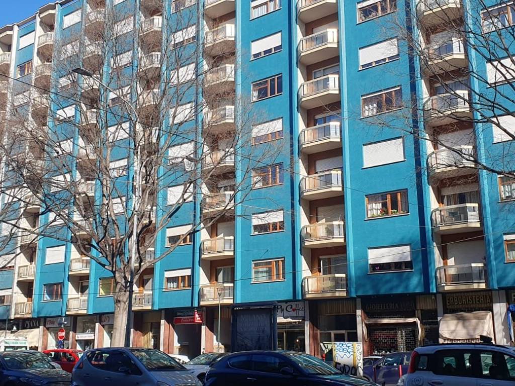 Vendita Appartamento in via Nizza 177. Torino. Da ristrutturare, primo  piano, con balcone, riscaldamento centralizzato, rif. 101689503