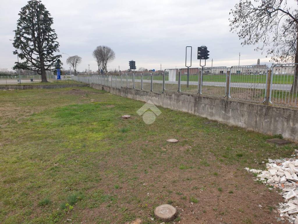 Terreno edificabile via monsignor rossi, urgnano